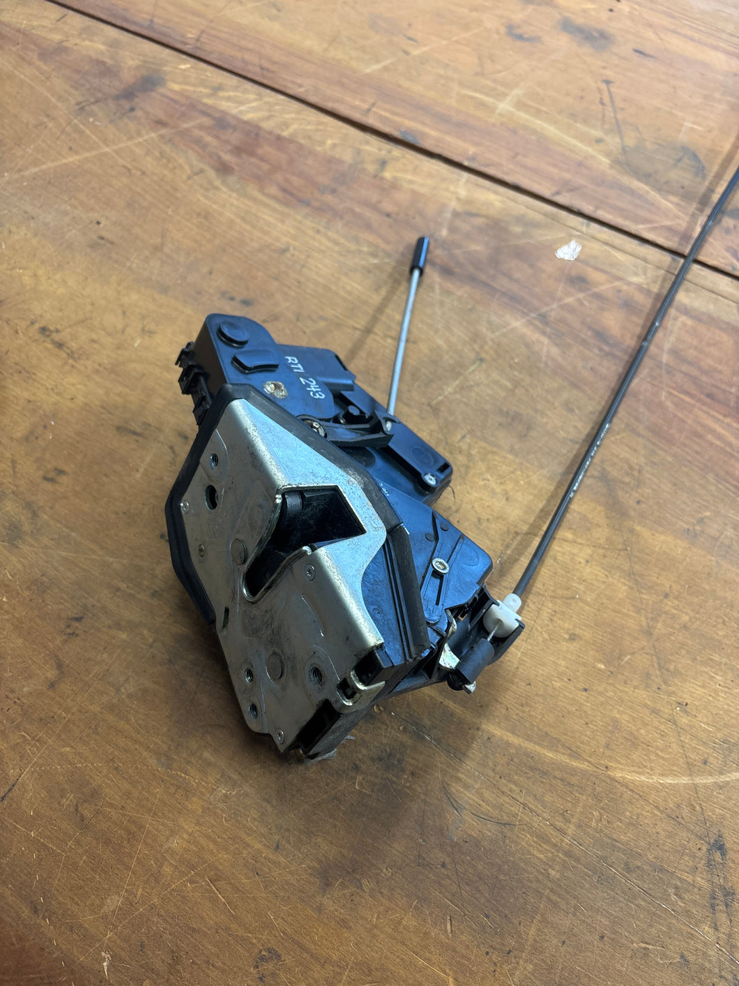 E46 Sedan Face Lift Door Latch