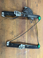 Load image into Gallery viewer, E46 Sedan / Touring Window Regulators