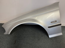 Load image into Gallery viewer, E46 Sedan Pre Face Lift Guards