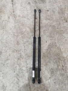 E36 Compact Hatch Strut